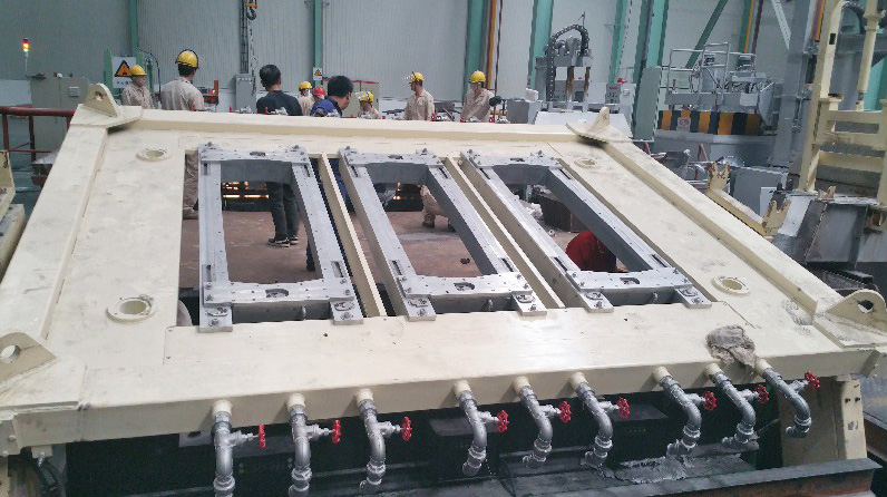 单排水式铝制可调结晶器